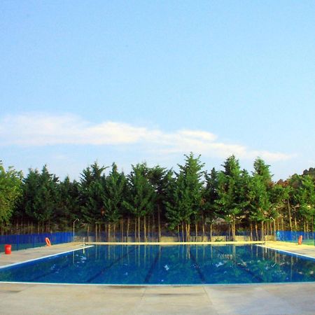 Camping Sierra De Las Nieves Yunquera Luaran gambar