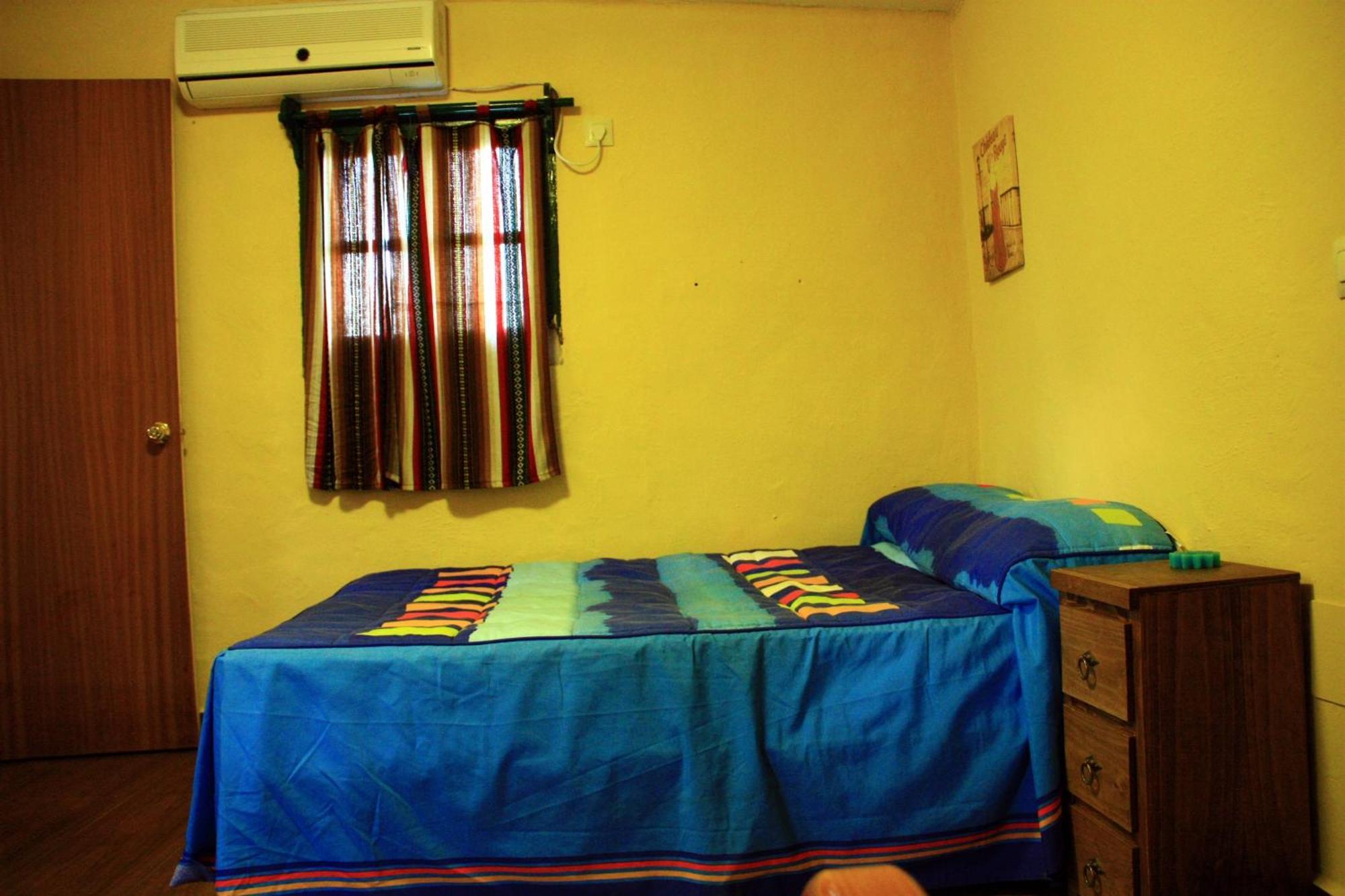Camping Sierra De Las Nieves Yunquera Luaran gambar