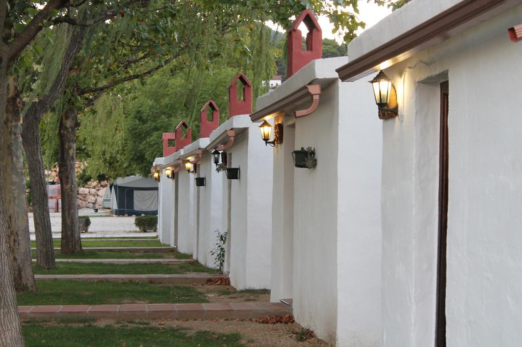 Camping Sierra De Las Nieves Yunquera Luaran gambar